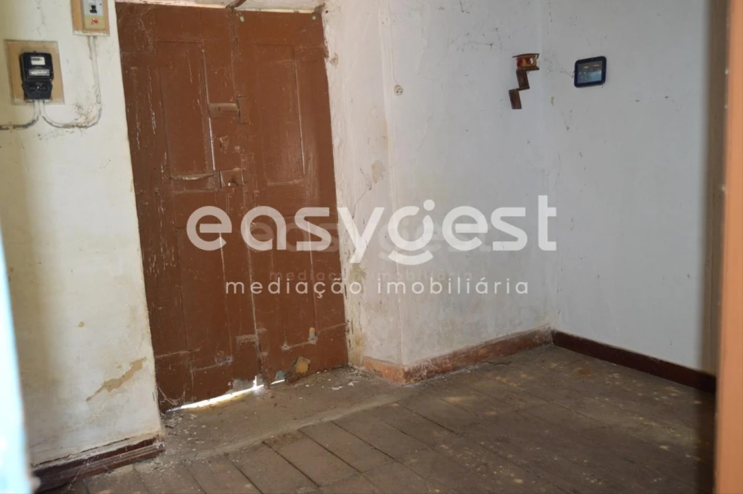 Moradia T3 para Venda em Areias e Pias Foto 8