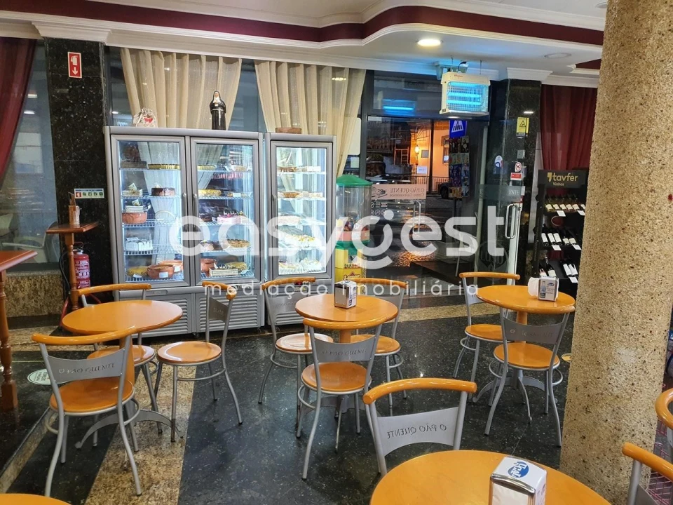 Loja para Venda em Santa Comba Dão e Couto do Mosteiro Foto 10