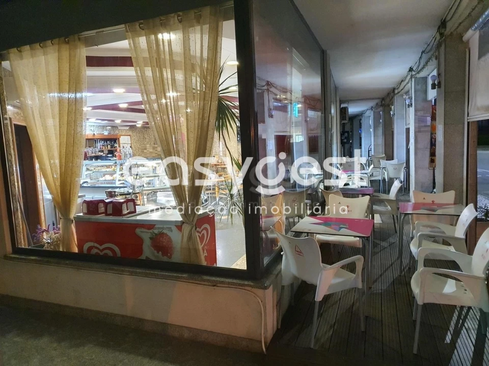 Loja para Venda em Santa Comba Dão e Couto do Mosteiro Foto 13