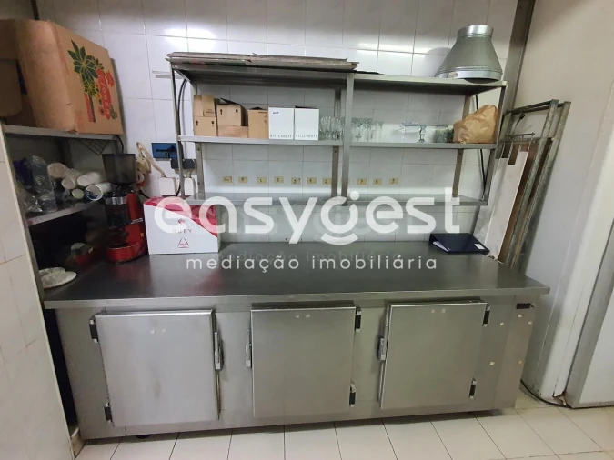 Loja para Venda em Santa Comba Dão e Couto do Mosteiro Foto 24