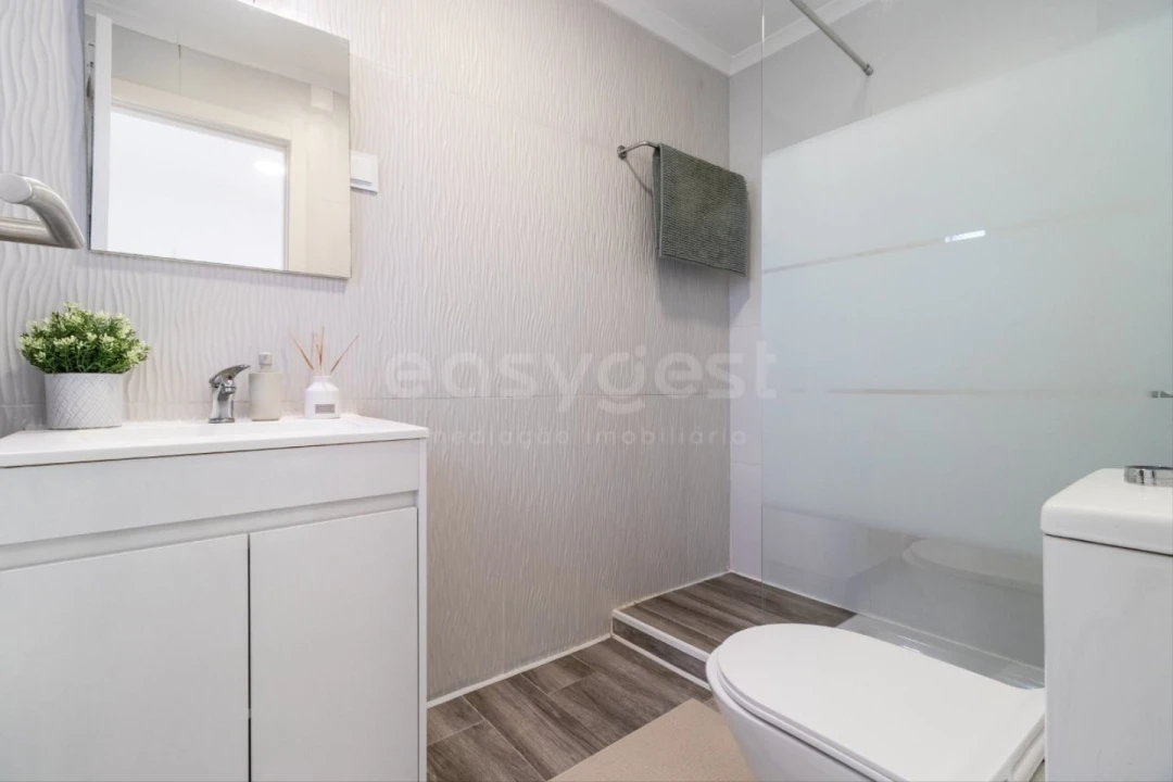 Quinta T6 para Venda em Gaio-Rosário e Sarilhos Pequenos Foto 9