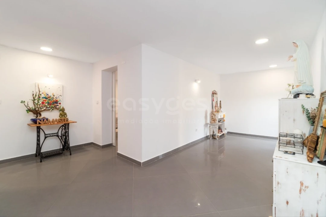 Quinta T6 para Venda em Gaio-Rosário e Sarilhos Pequenos Foto 37