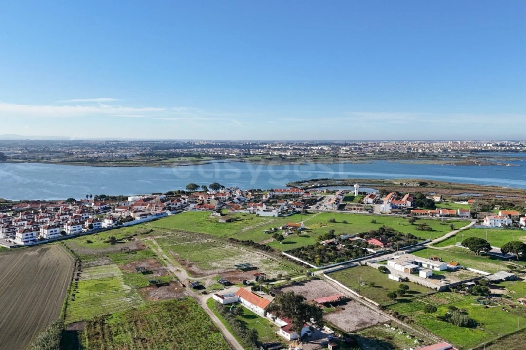 Quinta T6 para Venda em Gaio-Rosário e Sarilhos Pequenos Foto 2