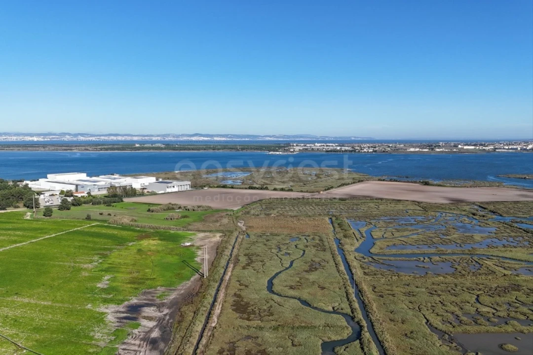 Quinta T6 para Venda em Gaio-Rosário e Sarilhos Pequenos Foto 52