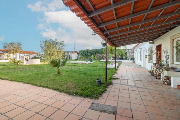 Quinta T6 para Venda em Gaio-Rosário e Sarilhos Pequenos Foto 25