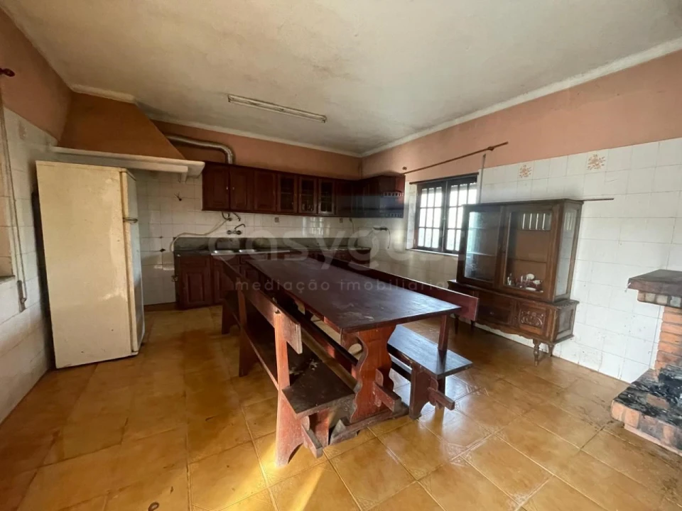 Moradia T2 para Venda em Abrunhosa-A-Velha Foto 13