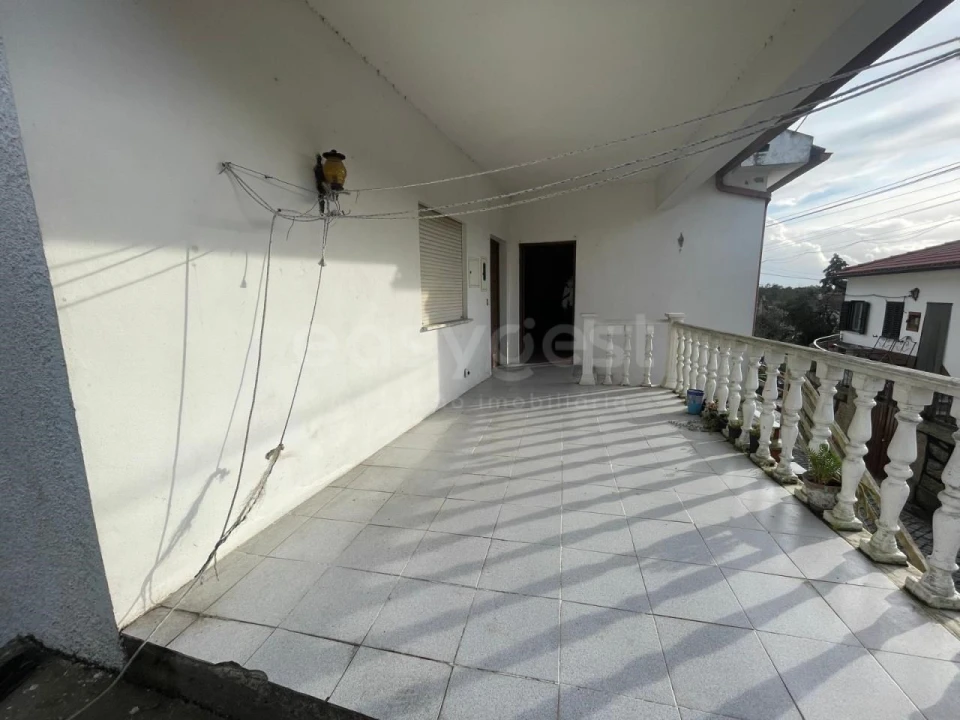 Moradia T2 para Venda em Abrunhosa-A-Velha Foto 27