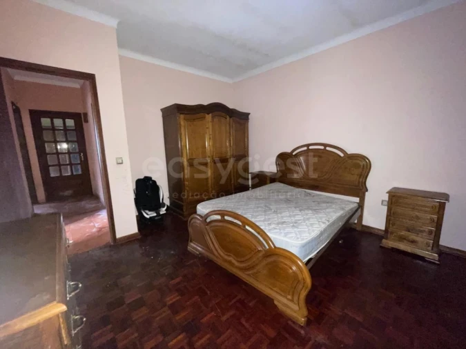 Moradia T2 para Venda em Abrunhosa-A-Velha Foto 4