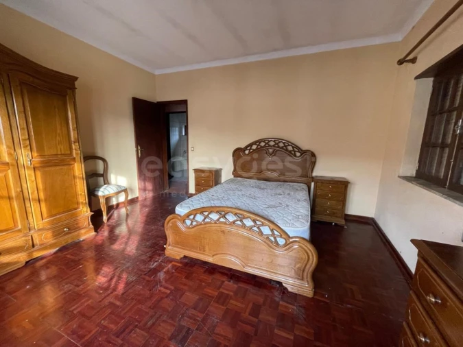 Moradia T2 para Venda em Abrunhosa-A-Velha Foto 9