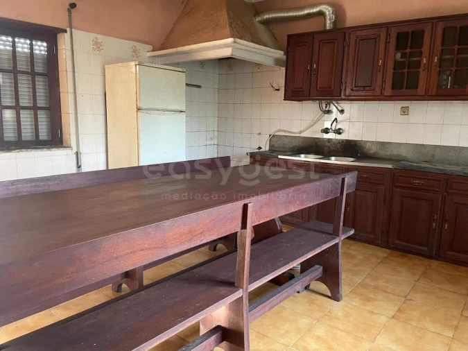 Moradia T2 para Venda em Abrunhosa-A-Velha Foto 12