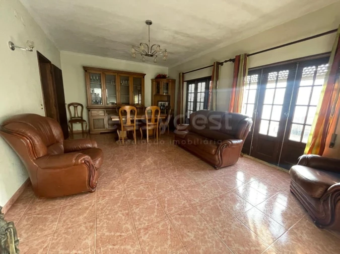 Moradia T2 para Venda em Abrunhosa-A-Velha Foto 14