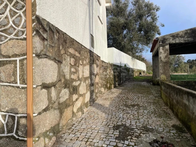 Moradia T2 para Venda em Abrunhosa-A-Velha Foto 29