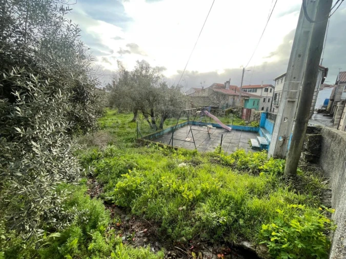 Moradia T2 para Venda em Abrunhosa-A-Velha Foto 35