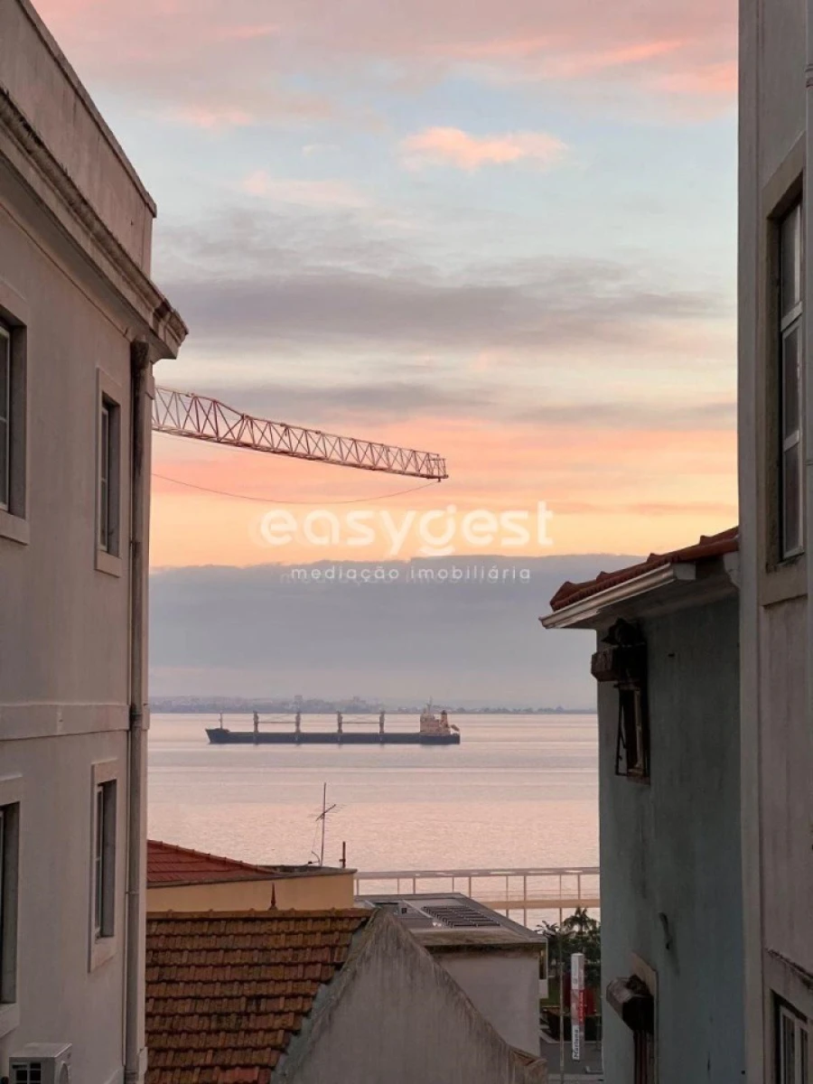 Apartamento T3 para Venda em Santa Maria Maior Foto 12