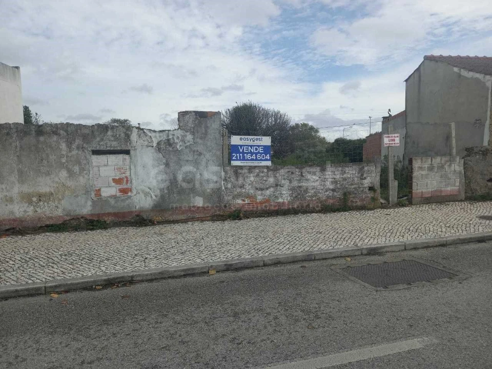 Terreno Misto para Venda em Marinha Grande Foto 7