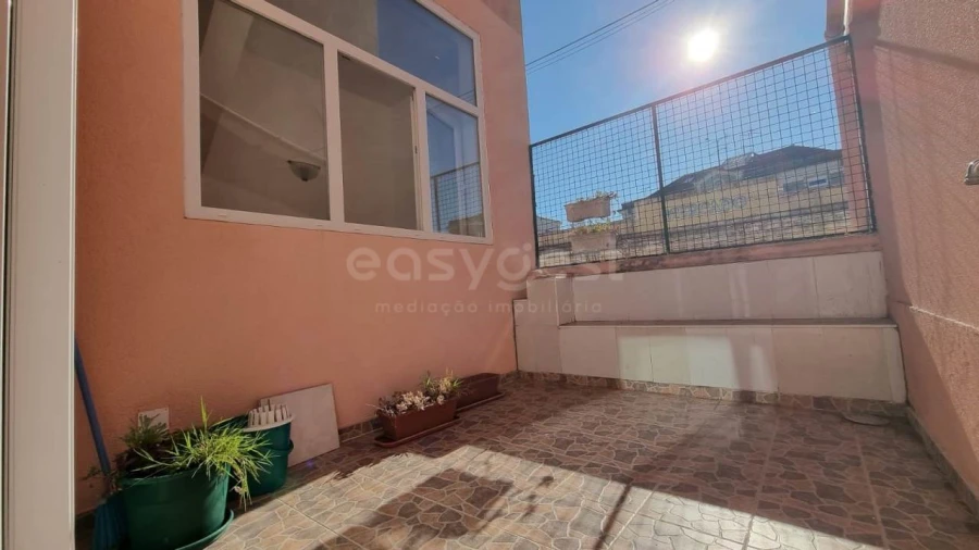 Apartamento T4 para Venda em Ajuda Foto 16