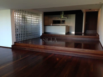 Moradia T5 para Venda em Canidelo