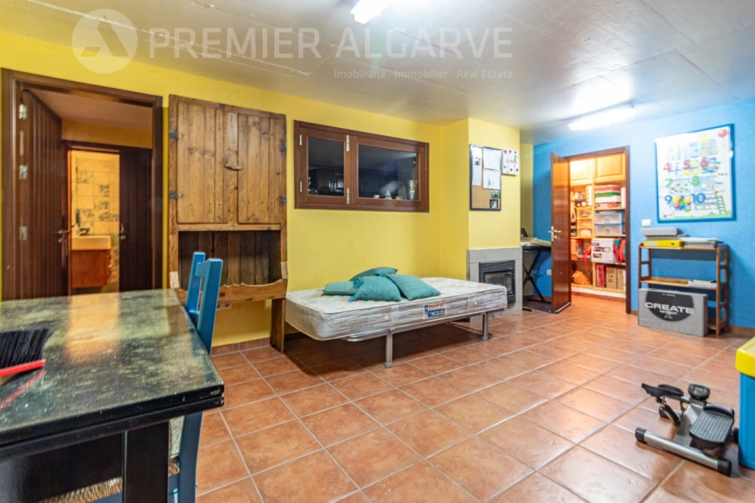 Moradia T5 para Venda em São Brás de Alportel Foto 26