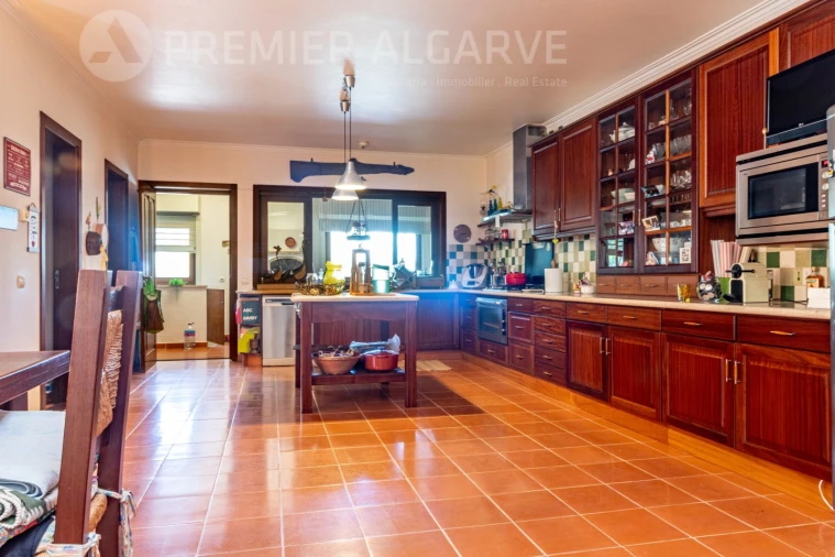 Moradia T5 para Venda em São Brás de Alportel Foto 9