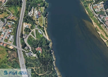 Terreno para Venda em Oliveira do Douro