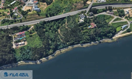 Terreno para Venda em Oliveira do Douro