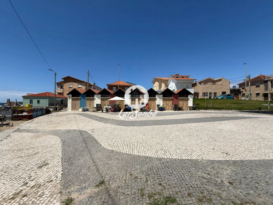 Terreno para Venda em Vila Chã Foto 11