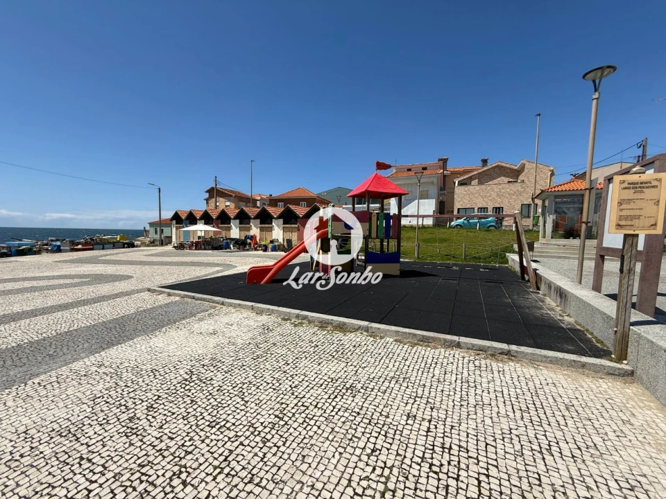 Terreno para Venda em Vila Chã Foto 14