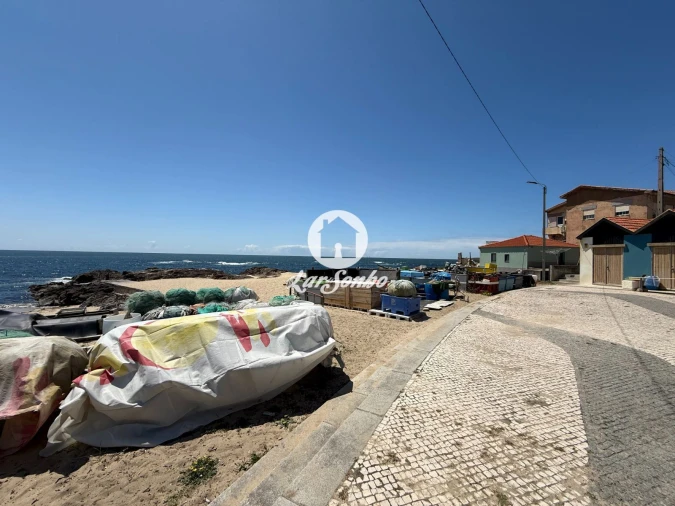 Terreno para Venda em Vila Chã Foto 18