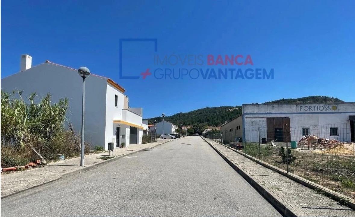 Terreno P/ Prédio para Venda em Fortios Foto 2