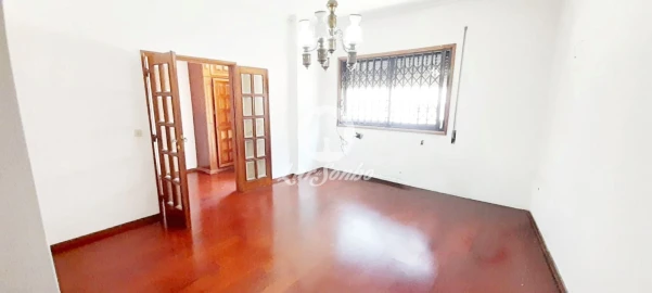Apartamento T3 para Venda em Póvoa de Varzim, Beiriz e Argivai