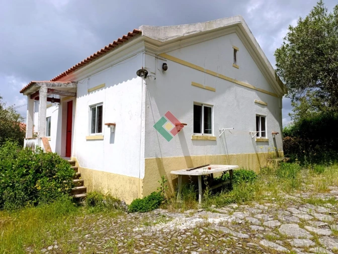 Moradia T3 para Arrendamento em Sé e São Lourenço Foto 2