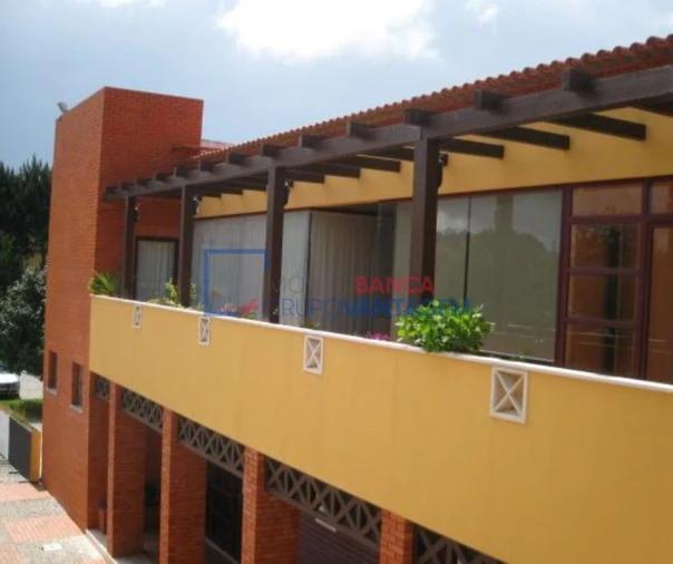 Loja para Venda em Mira Foto 2