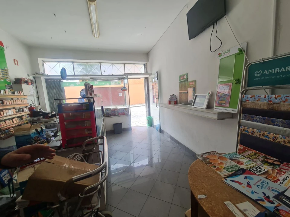 Loja para Trespasse em Paranhos Foto 5