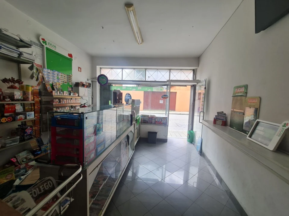 Loja para Trespasse em Paranhos Foto 7