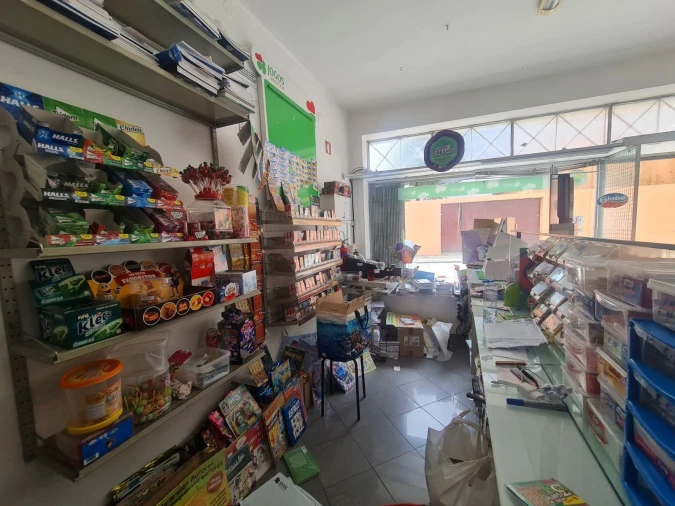 Loja para Trespasse em Paranhos Foto 12