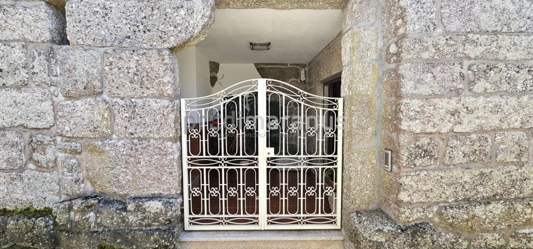 Quinta T3 para Venda em Candemil Foto 13