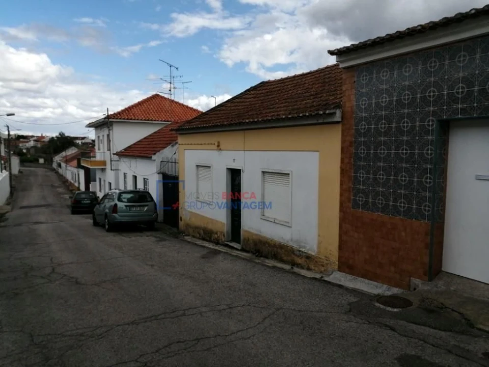 Apartamento T2 para Venda em Riachos Foto 3