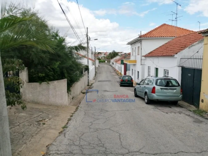 Apartamento T2 para Venda em Riachos Foto 1