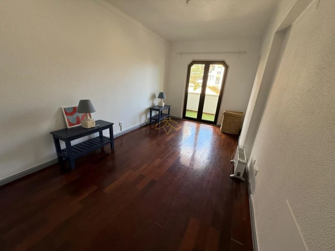 Apartamento T1 para Venda em Cascais e Estoril Foto 11