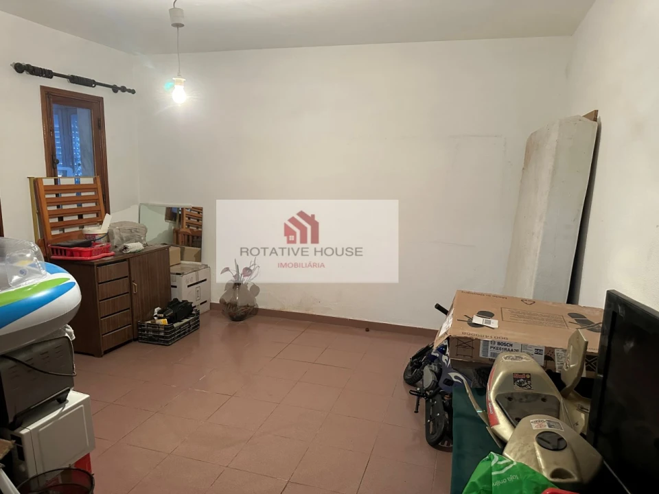 Moradia T4 para Venda em Assunção, Ajuda, Salvador e Santo Ildefonso Foto 13