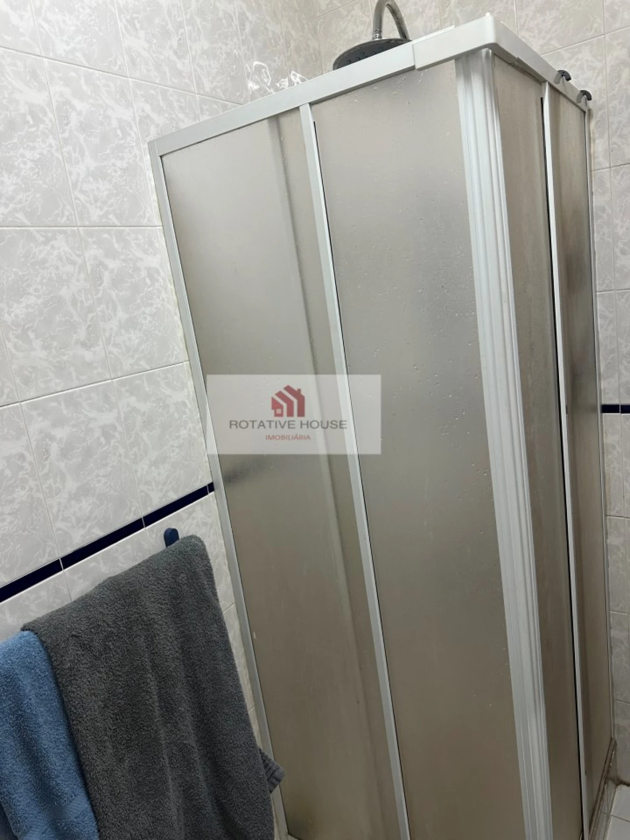 Moradia T4 para Venda em Assunção, Ajuda, Salvador e Santo Ildefonso Foto 23