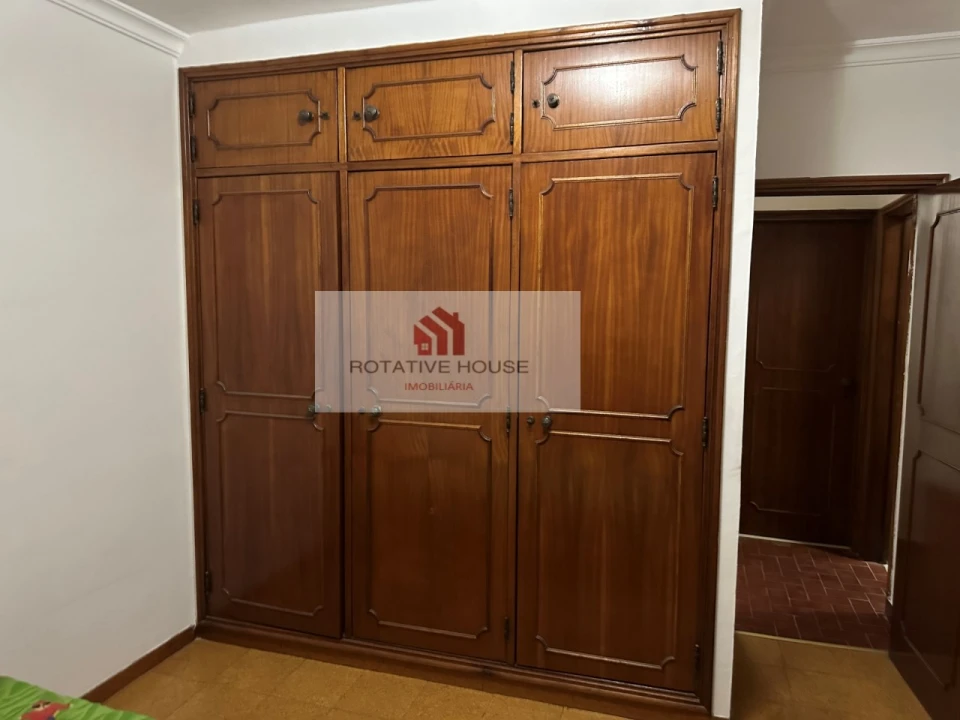 Moradia T4 para Venda em Assunção, Ajuda, Salvador e Santo Ildefonso Foto 29