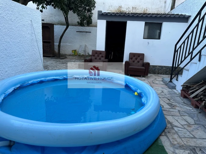 Moradia T4 para Venda em Assunção, Ajuda, Salvador e Santo Ildefonso Foto 11