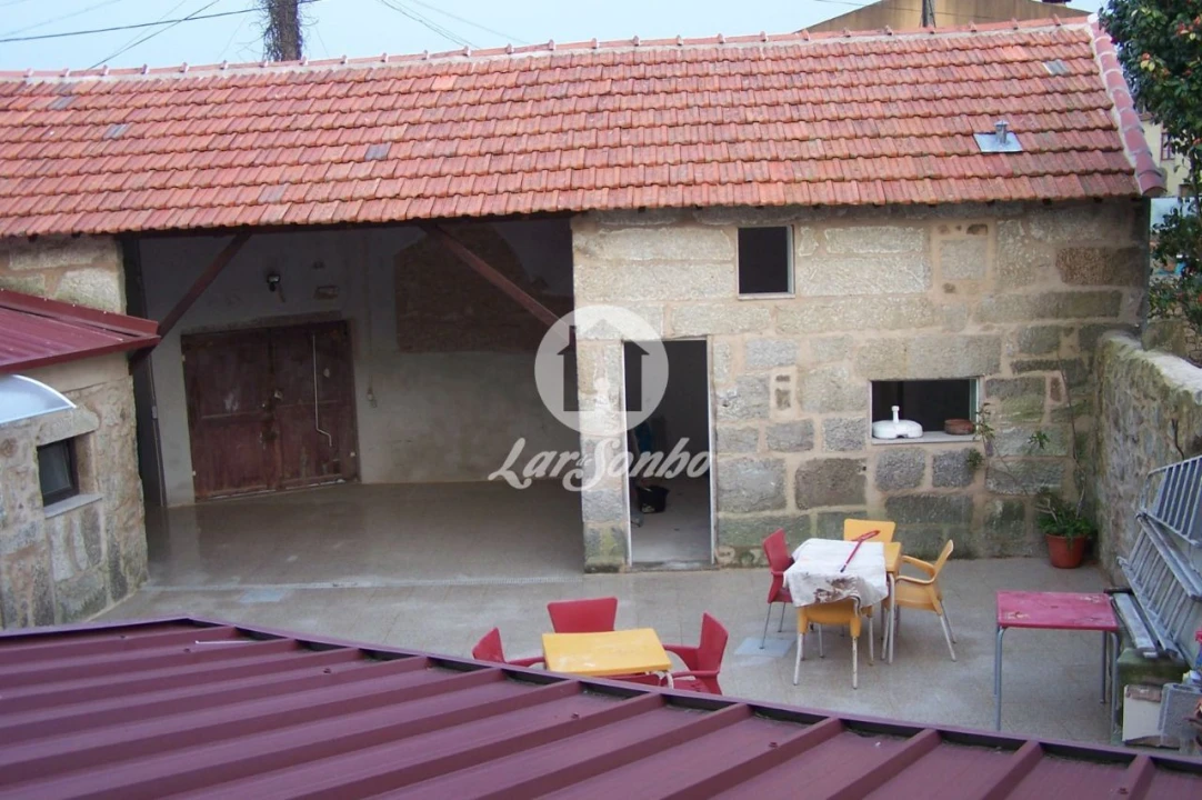 Moradia T5 para Venda em Touguinha e Touguinhó Foto 2