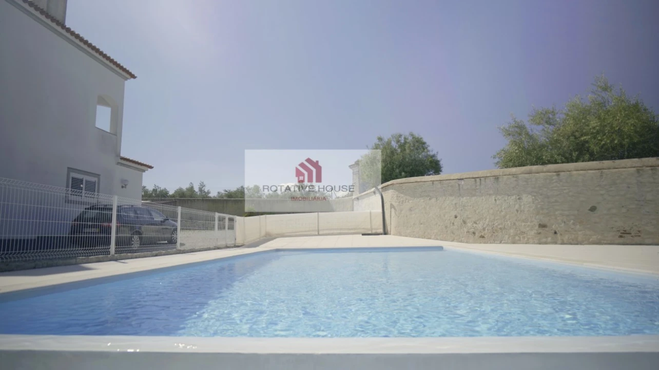 Quinta T4 para Venda em Assunção, Ajuda, Salvador e Santo Ildefonso Foto 1