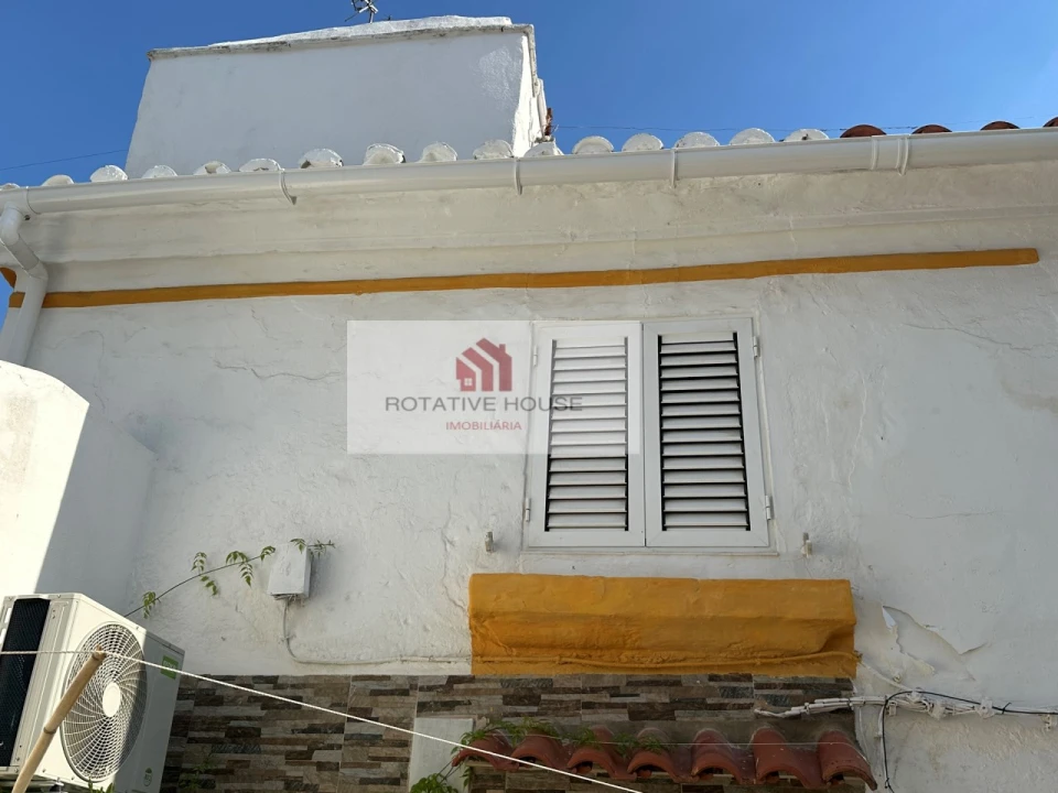 Moradia T1 para Venda em Nossa Senhora da Expectação Foto 3