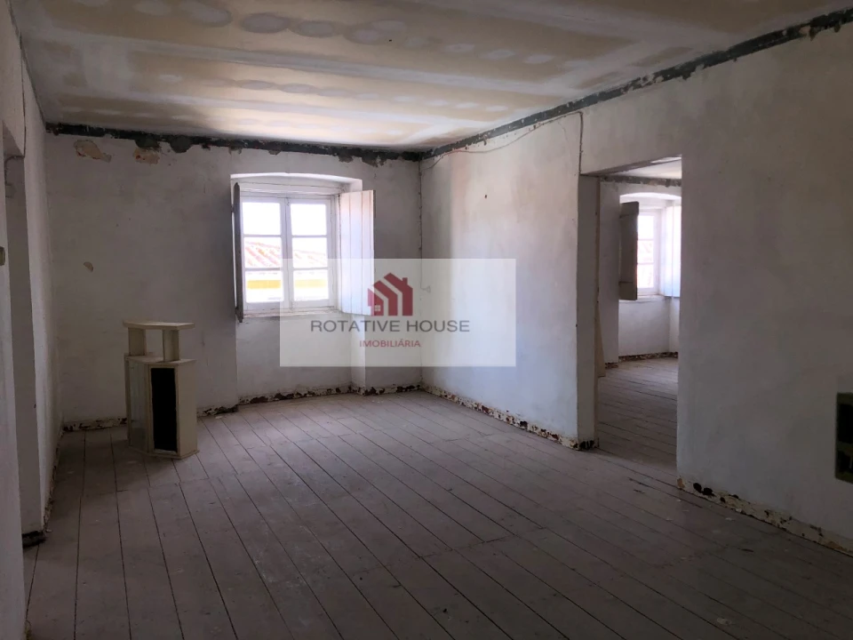 Apartamento T4 para Venda em Caia, São Pedro e Alcáçova Foto 5