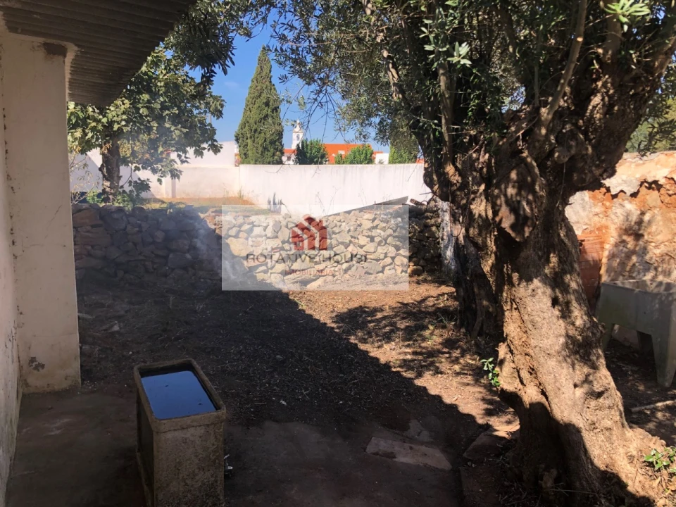 Moradia T2 para Venda em Barbacena e Vila Fernando Foto 5