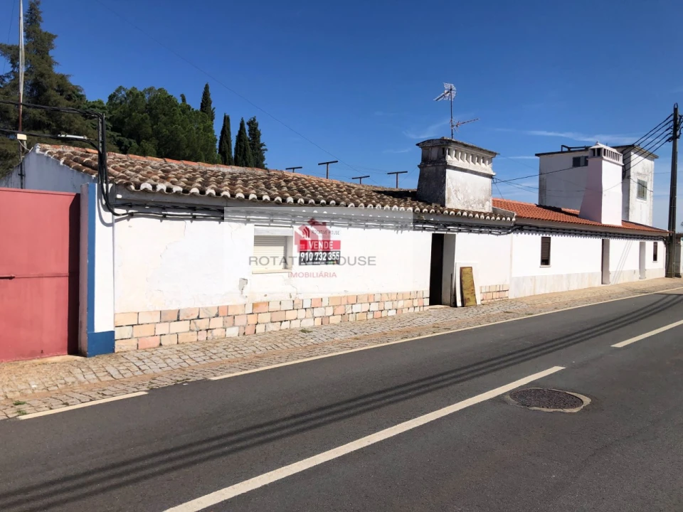 Moradia T2 para Venda em Barbacena e Vila Fernando Foto 2