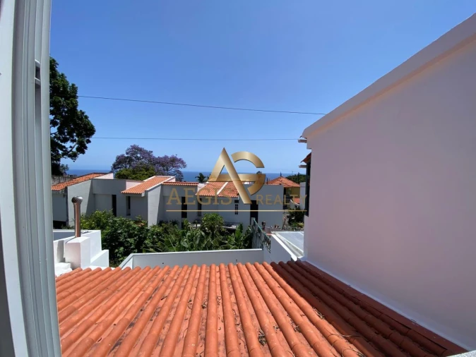 Moradia T4 para Venda em Imaculado Coração de Maria Foto 12